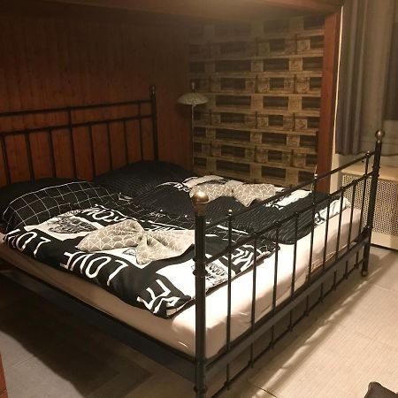 Jazmin Apartman Apartment Pecs Bagian luar foto